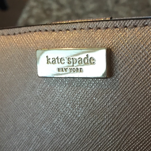 Kate Spade Laurel Way Stacy Metallic Gold Wallet - Picture 7 of 8